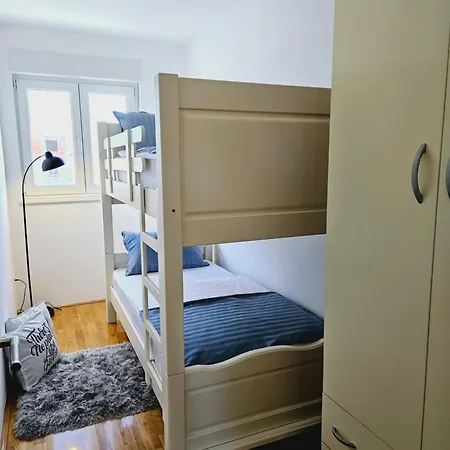 Apartment Moreno *