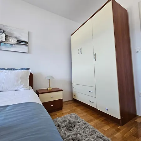 Moreno Apartment Split